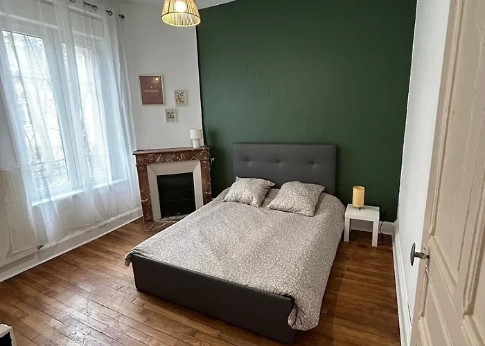 Апартаменты Le Blandan Chic Proche Thermal *