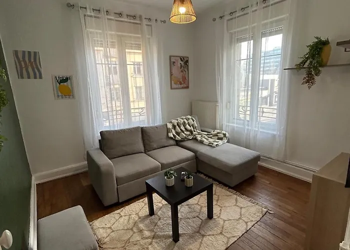 Le Blandan Chic Proche Thermal Апартаменты